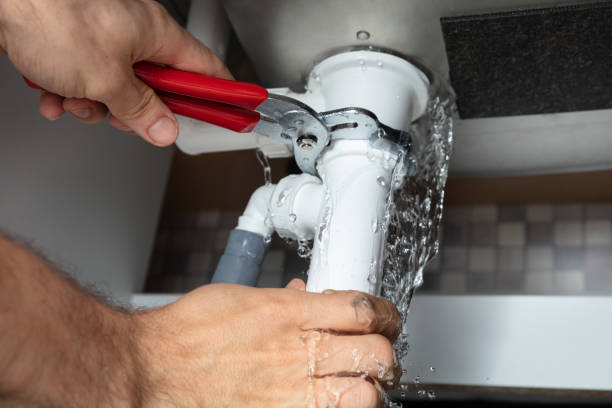 Best 24/7 water damage repair  in Staic, CA
